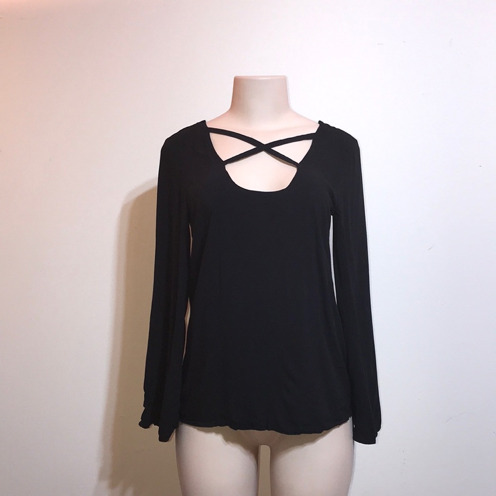 Tobi Black Criss Cross Strappy Long Sleeve Top Bell Sleeve Boho Size M Goth